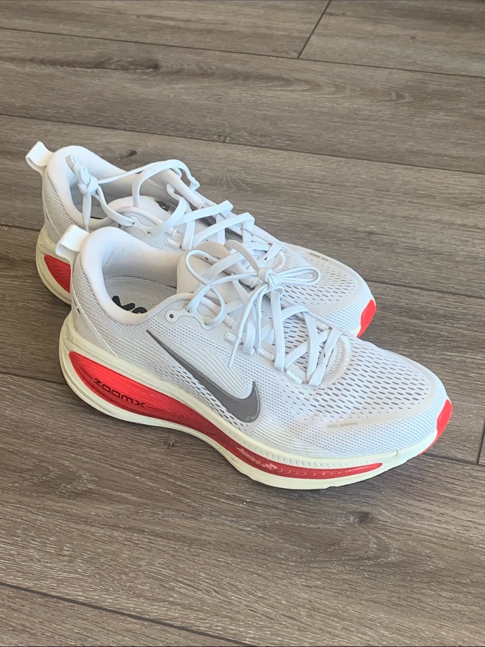 Nike Vomero 18 Sz 10
